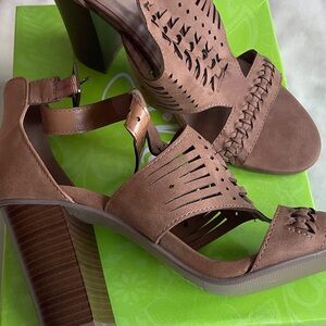Women's Brown Heeled Sandals